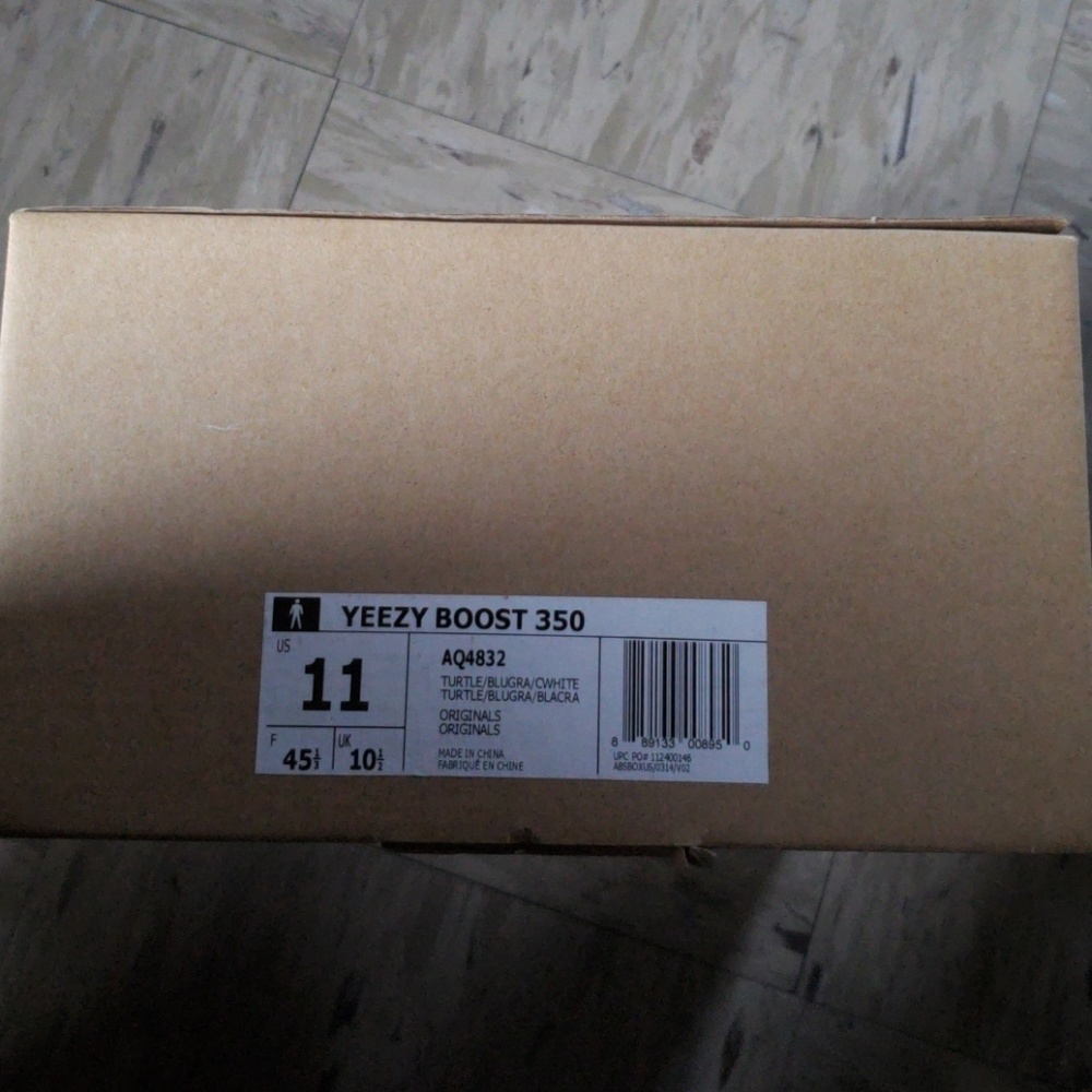 Yeezy 350 Turtle dove